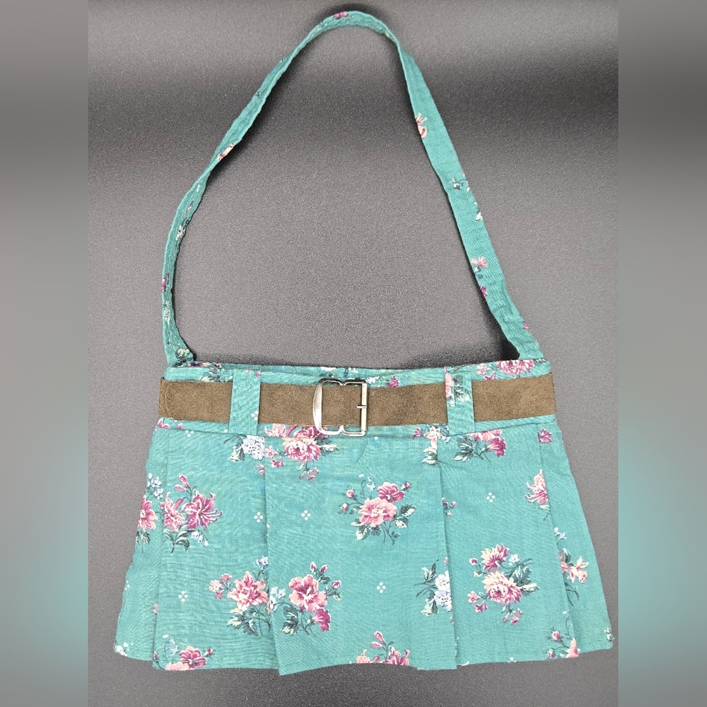 Y2K Vintage Floral Pleaded Skirt Zipper Clutch